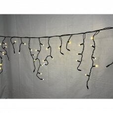 „Varveklis Icicle Light“ su 108 LED lempučių, 3m x 50cm dydžio ir juodu laidu, šiltai baltas mirksi šaltai balta