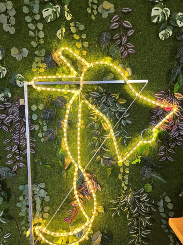LED motyvas stulpui